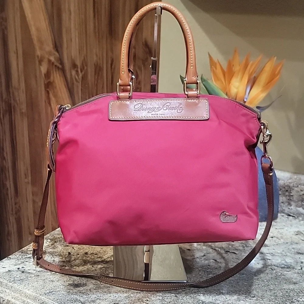 DOONEY & BOURKE RED NYLON SATCHEL TOTE - Picture 1 of 12